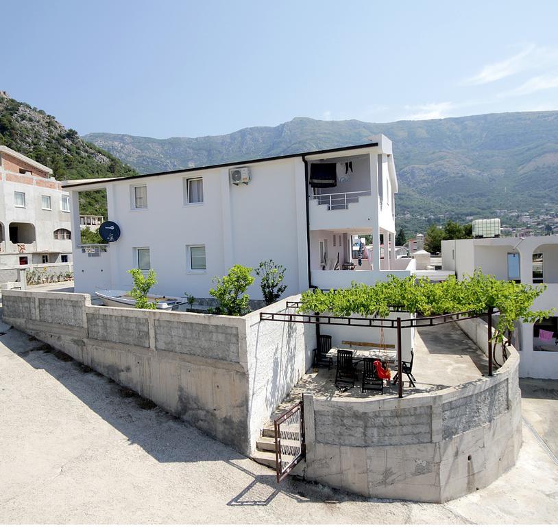 Apartments Sosic Sutomore Exterior photo